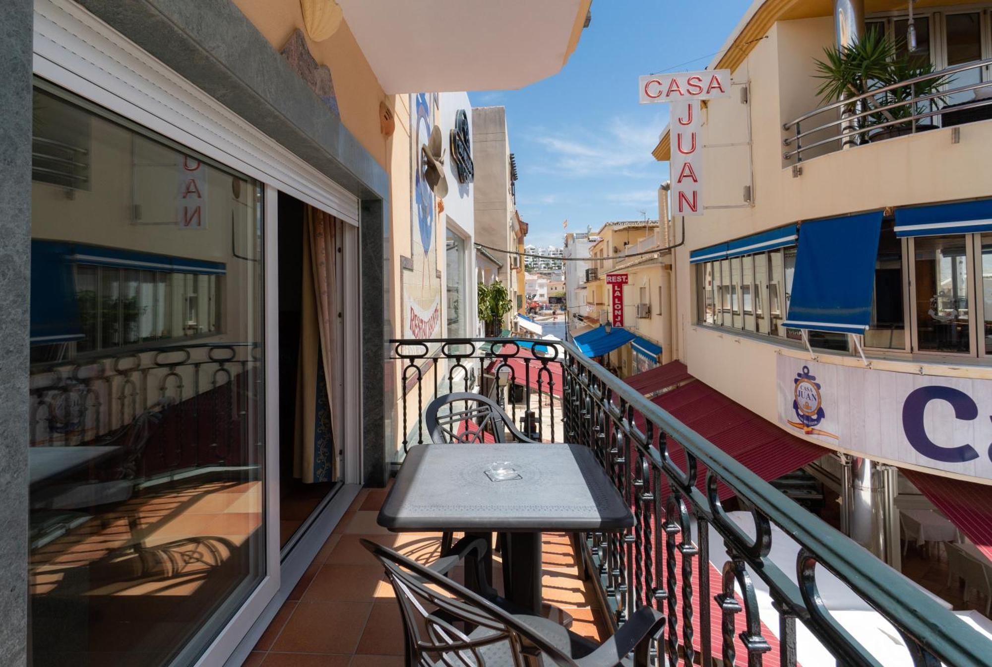Apartamentos Leonor Carihuela Torremolinos Camera foto